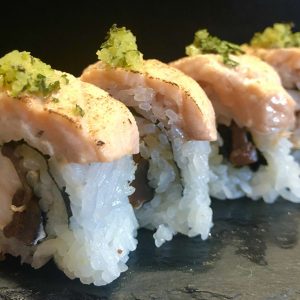 Grill Salmon ebi roll